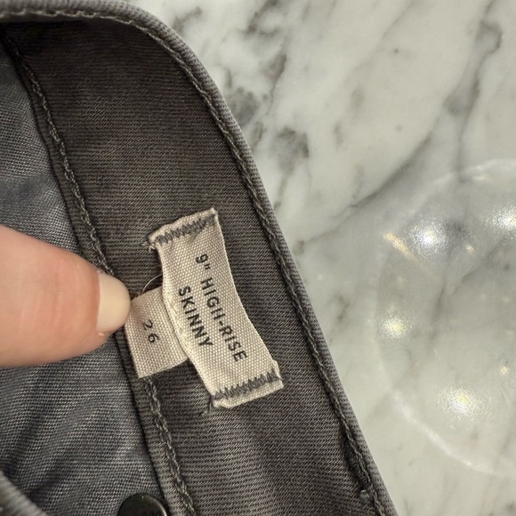 NEW Madewell Women’s Gray Black 9” High-Rise Skinny Jeans Size 26 / 2 US - Picture 7 of 7